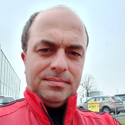 Nukri, 41, 