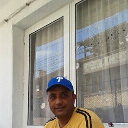 alben, 49, 