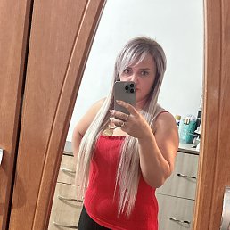 Marish, 35, 