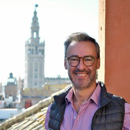 Dietmar, 64, 