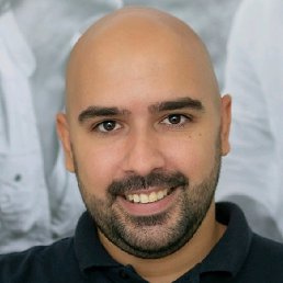 Milo&scaron;, ������, 32 ����