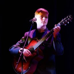 �����, 18 ���, ������������