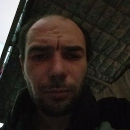 ������, ����, 33 ����