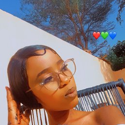 Anna, 18, 