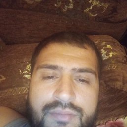 Azer, 27, 