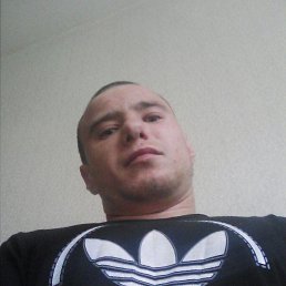 Aleksandr Sergeevih, 28, 