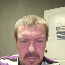 Dima, 45, 
