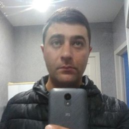 Narek, 32, 