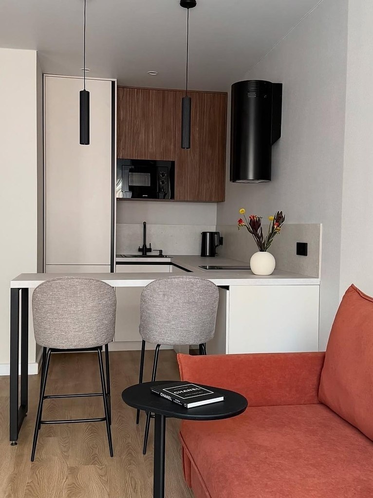 ��������y��