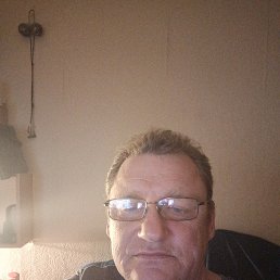 �����, 52 ����, ��������