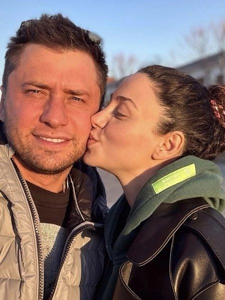«Сыграл ВАЖНУЮ роль»: как Никита Кологривый устроил Прилучному новую жену — почти как кастинг, ...