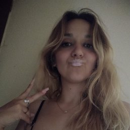 Victoria, 34,  