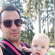  Mamonov, 35 , 