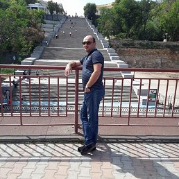 Giko, 48, 