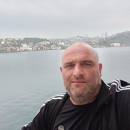 David, 41, 
