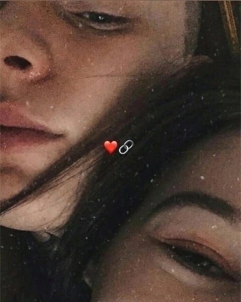 Я думал это навечно- любовь до гроба, Пролетали месяца,а за ними годы. Ругались,мирились,ломали, ...