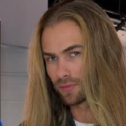 ������, ������, 32 ����