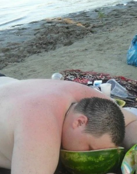 Пьяные туристы из Германии возмутили жителей Майорки.На испанской Майорке туристы из Германии после ... - 3