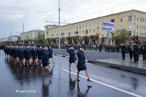 Генеральная репетиция Парада Победы. Фото: NGS24 Поделиться новостью: vk.cc/cAf8Kc ... - 7