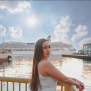 Danielle Henderson Janice, 33 ����, �����