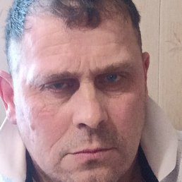 Viktor, 44 , 