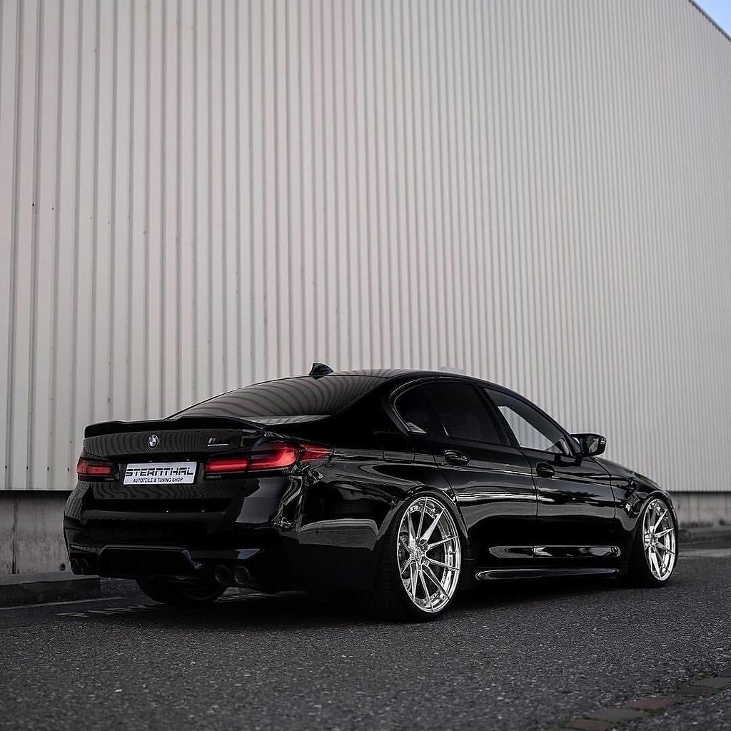  | BMW - 20  2025  20:30 - 3