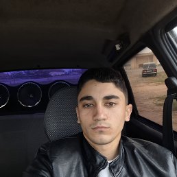 Velizade, 19, 