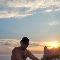 Konstantin, �����-���������, 42 ����