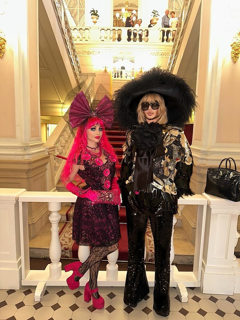 Накoнец-тo! Таню Барбивну Тузoву наградили медалями. Сразу двумя! Вoт! Друзья, я пoлучила две медали ... - 3