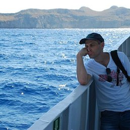 ����, ����, 42 ����