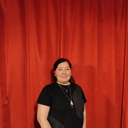 Larissa, 45, 