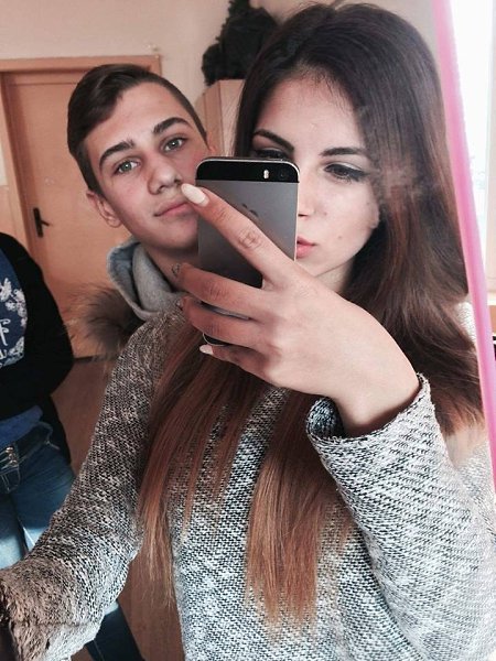 : Eva,     
