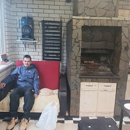 ����� ��������������, ������, 27 ���