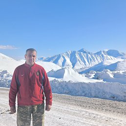 �����, 42 ����, ����������