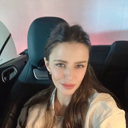 Emliy Aya, 33, 