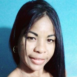 Laura, 29, 