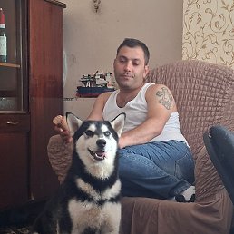 KING, 34, 