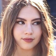 Аделина, 18 лет, Сургут Аделина, 18 лет, Сургут