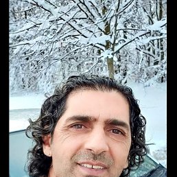 Yuliyano, 50, 