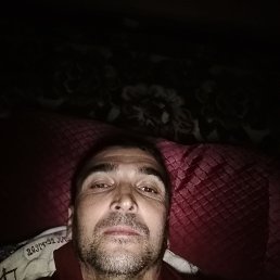 Bozorov Salim, 40, 