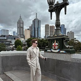 ������, �����, 32 ����