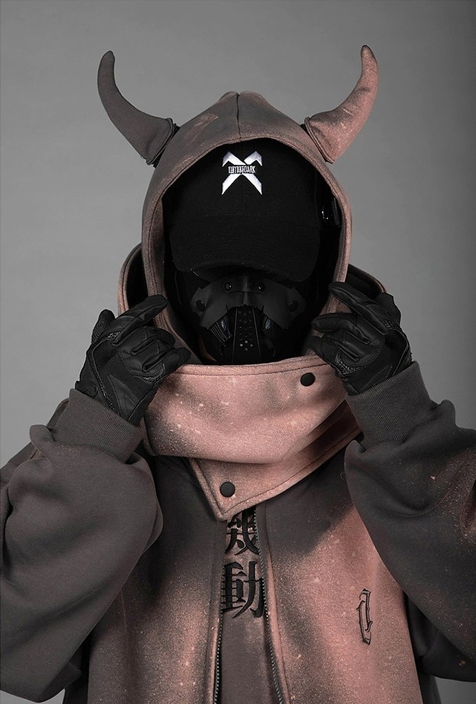 Tanuki - Japanese High-Street & TechWear.        2024! ...