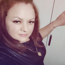 Алена, 35, Луганск