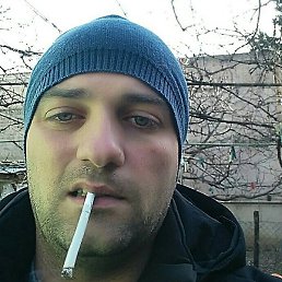 Sandro, ������, 39 ���