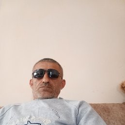  , , 42  -  8  2025