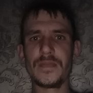 Kostyi, 34 , 