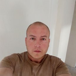 Sardor Rustamov, 32, 