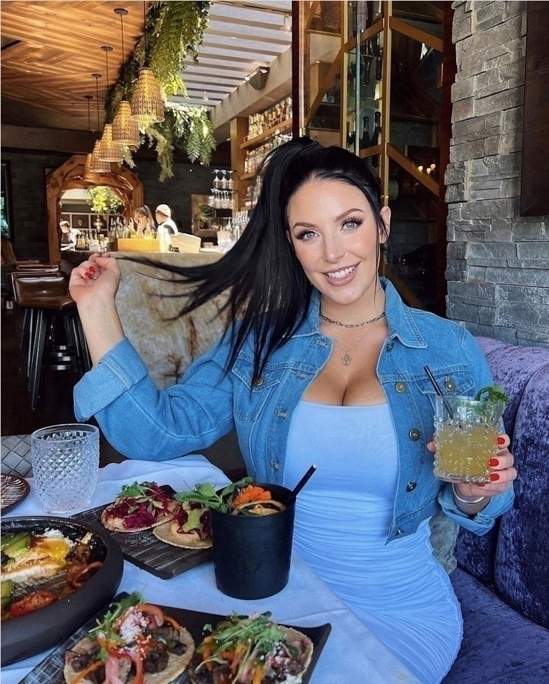 Мне стало любопытно: самая известная актриса в мире взрослого кино заявила, что не против интимной ... - 2