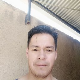Alex, 46, 