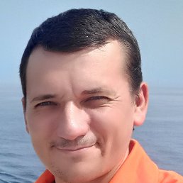 Kyrylo, 39, 